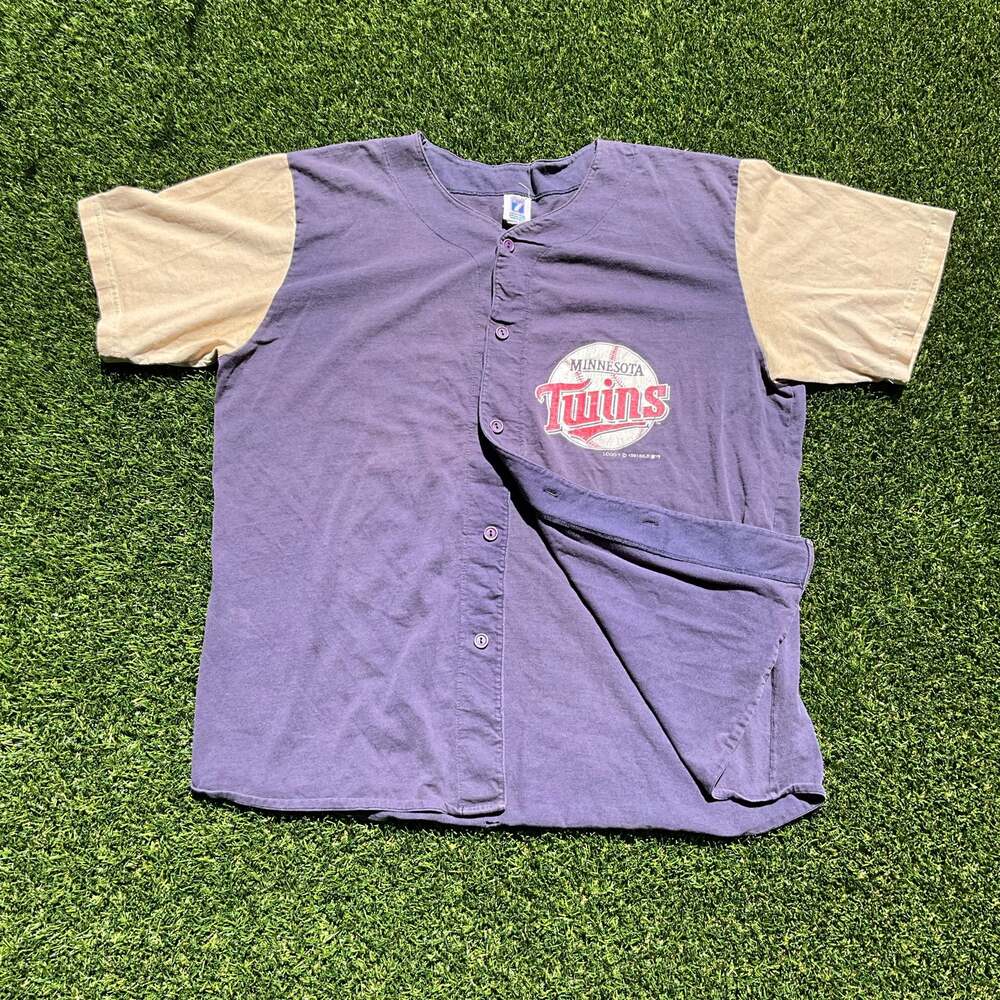 Vintage 1991 Minnesota Twins Full Button Shirt Jersey